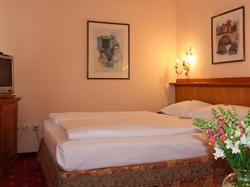 Hotel Aurbacher Hof Gmbh Munich 3*,