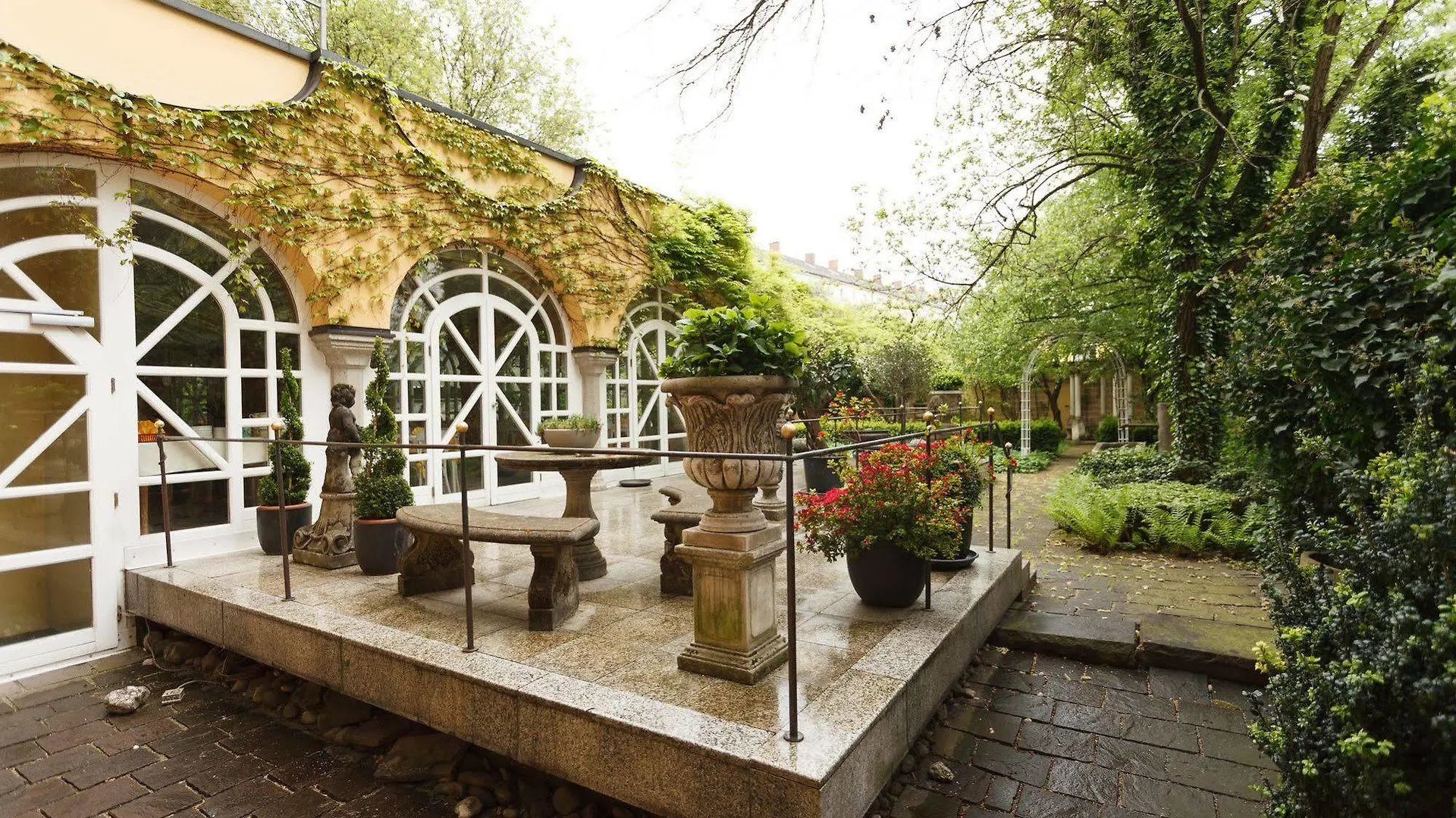 Hotel Aurbacher Hof Gmbh Munich 3*,  Germany
