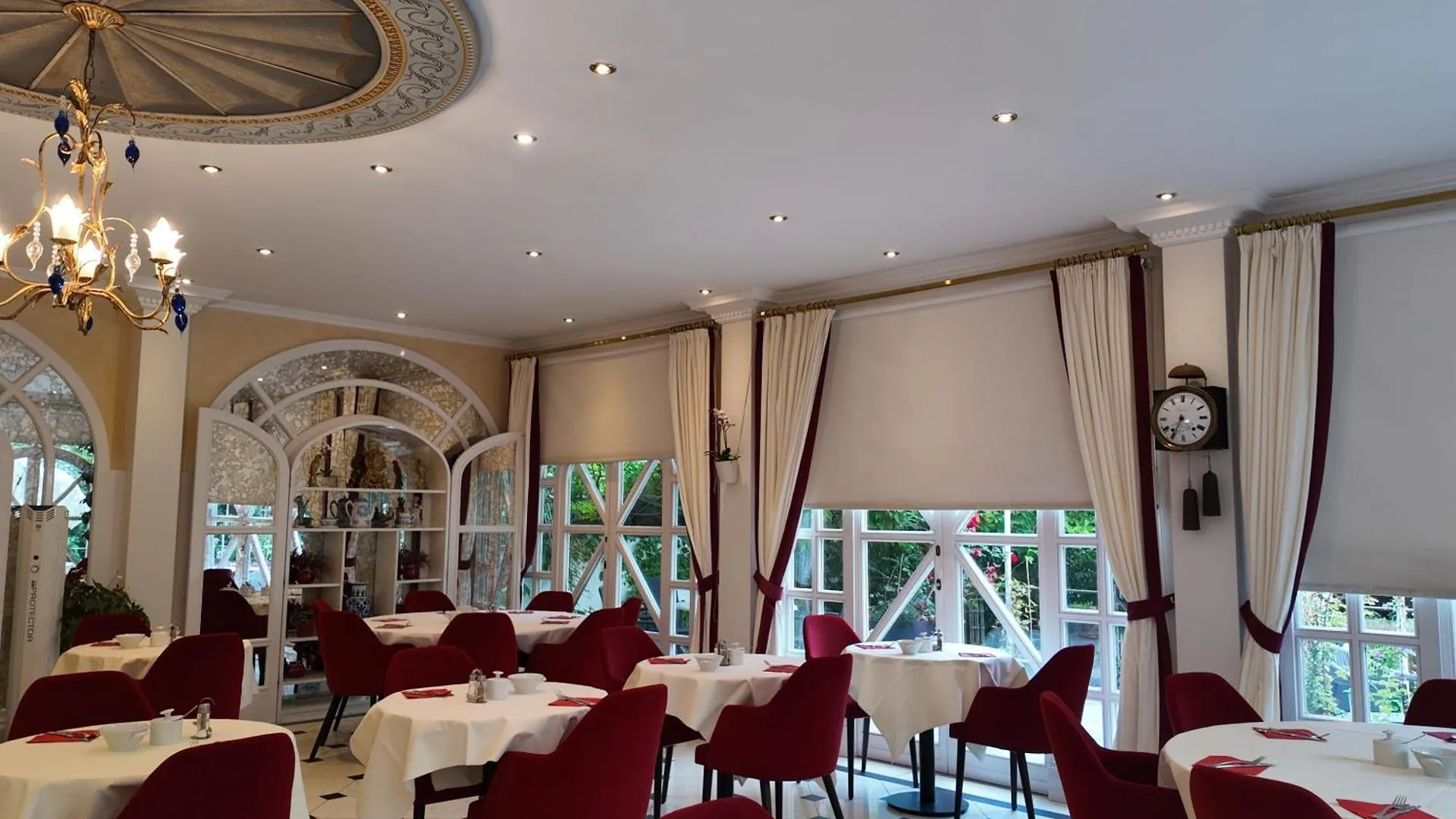 Hotel Aurbacher Hof Gmbh Münih Almanya