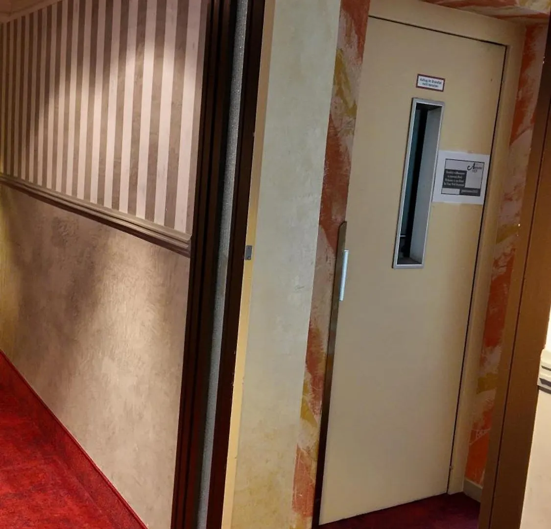 Hotel Aurbacher Hof Gmbh Münih 3*,