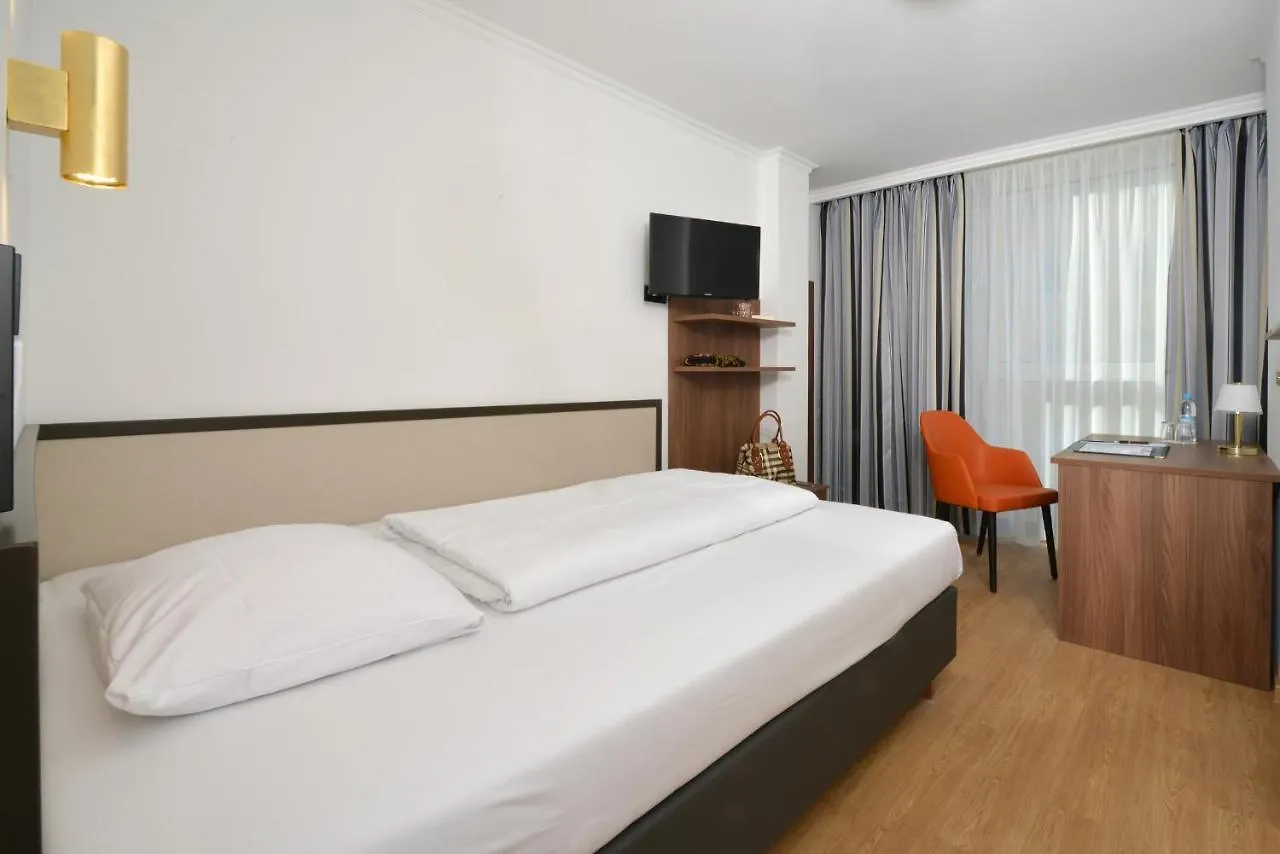 Hotel Aurbacher Hof Gmbh Munich